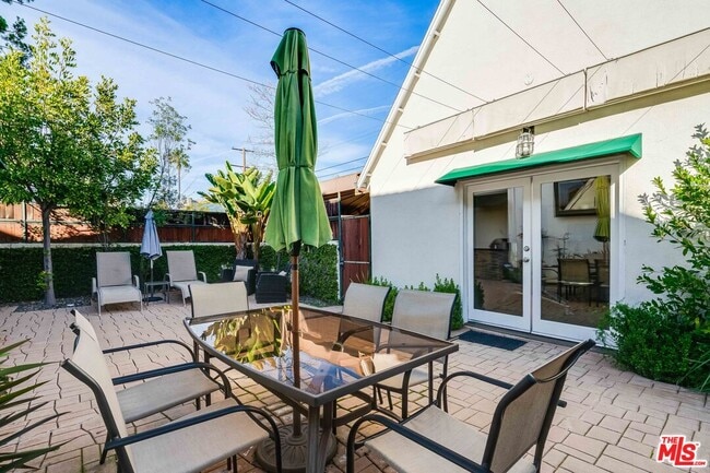 Building Photo - 200 S Wetherly Dr