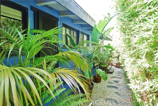 Building Photo - 545 1st St