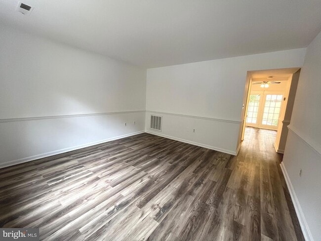 Building Photo - 255 Farrell Ln