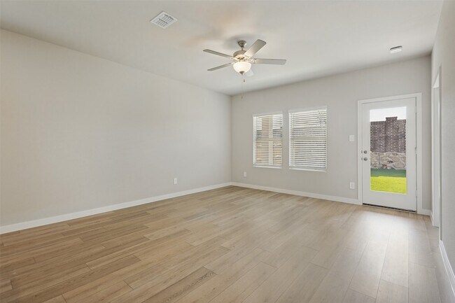 Building Photo - 6006 Alderton Dr