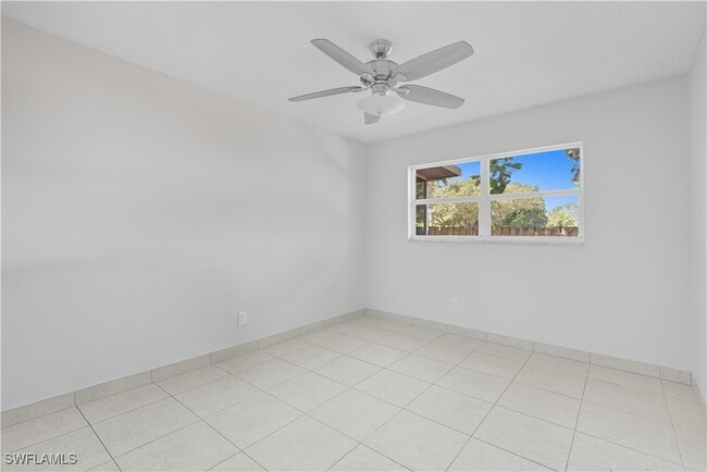 Building Photo - 1069 Highlands Dr