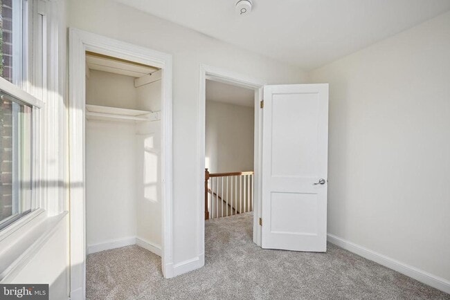 Building Photo - 2711 Elnora St