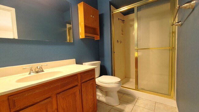 Building Photo - Appealing 3 Bedroom, 2 Bath Home In The NW...