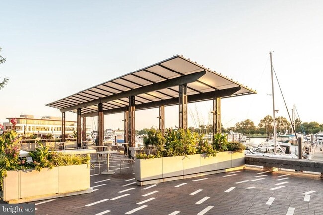 Building Photo - 429 N St SW