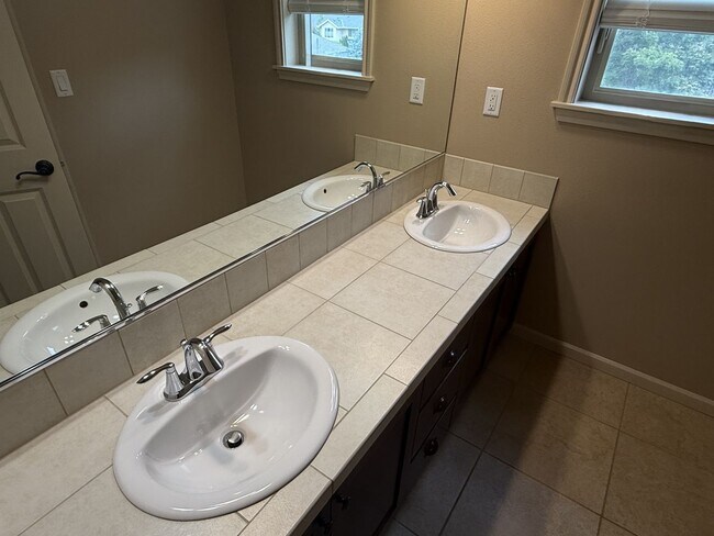 Building Photo - 13354 SW Ouzel Ln