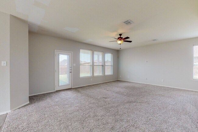 Building Photo - ***Pre-Marketing*** Great Home with Room T...