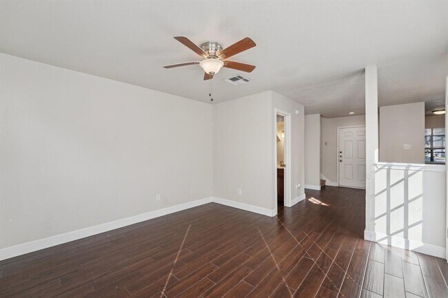 Building Photo - 12306 Abney Dr