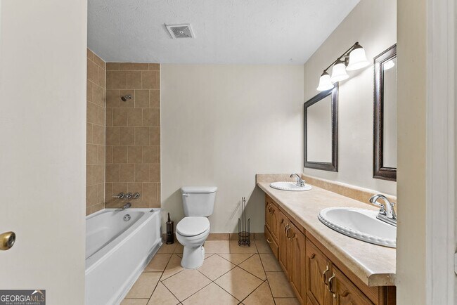Building Photo - 4772 Wildginger Run