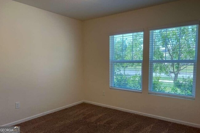 Building Photo - 126 Brooklet Cir