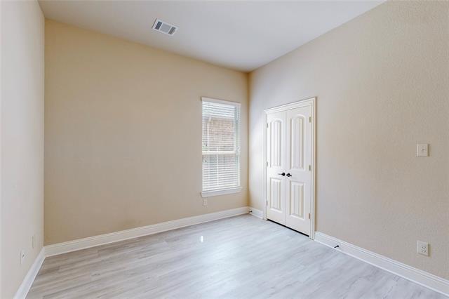 Building Photo - 10512 Wagon Wheel Way