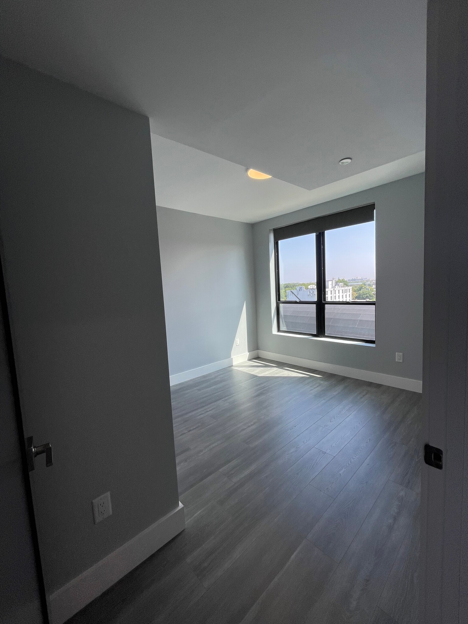 Building Photo - 367 Western Ave