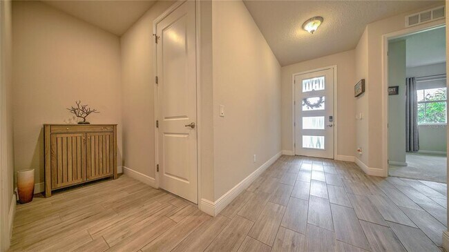 Building Photo - 3401 Bluff Oak Ln