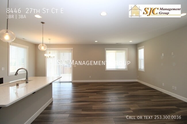 Building Photo - 8446 27th St Ct E