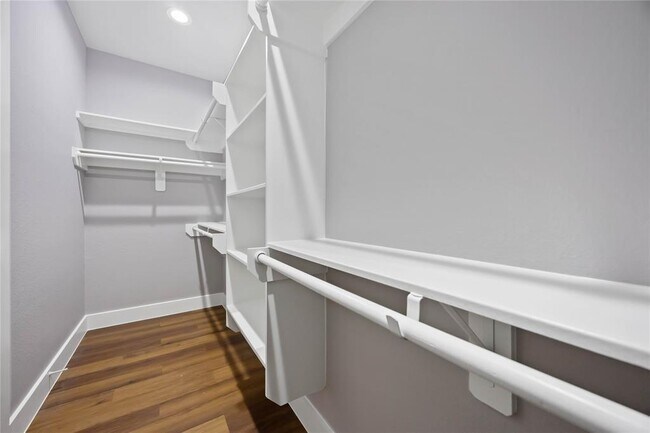 Building Photo - 6710 Letcher St