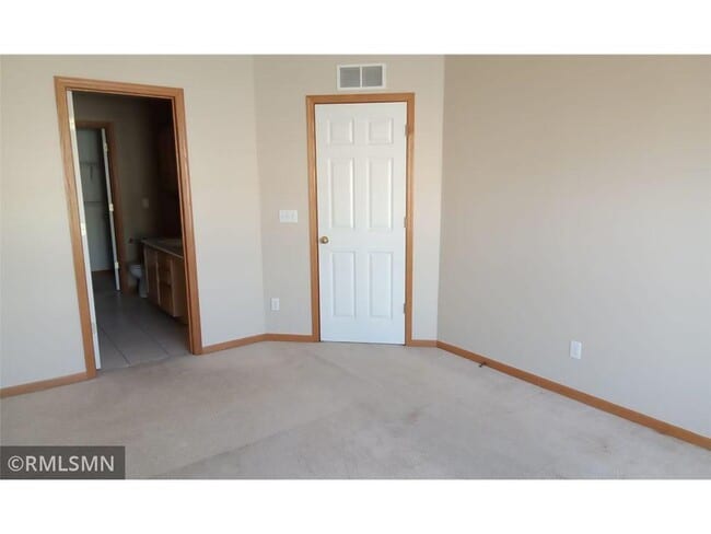 Building Photo - 5050 Holly Ln N