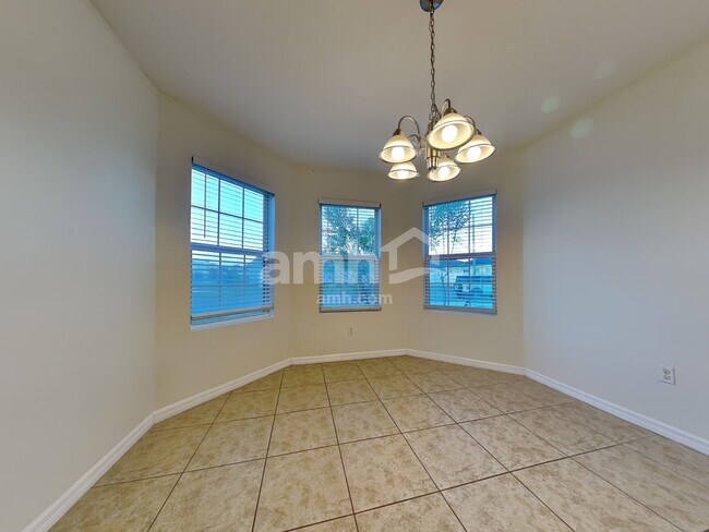 Building Photo - 3825 Crystal Dew St