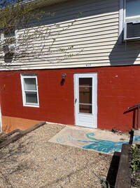 Building Photo - Cozy 1 bdrm Close to Downtown and Maryvill...