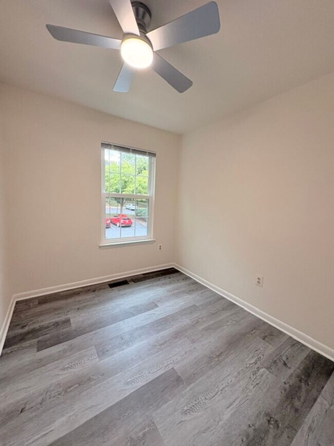 Building Photo - 13941 Highstream Pl