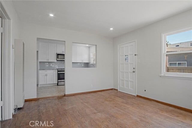 Building Photo - 157 W Mariposa