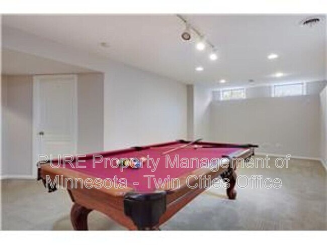 Building Photo - 9994 Dunberry Cir