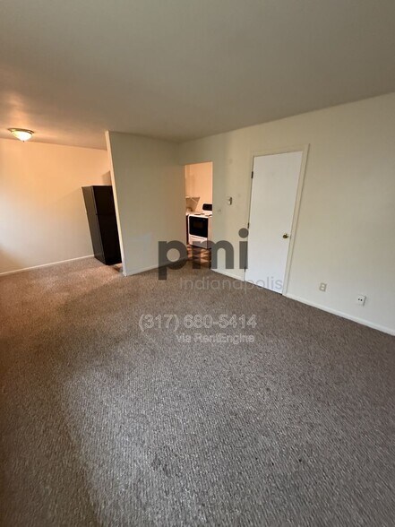 Building Photo - 120 W William Dr