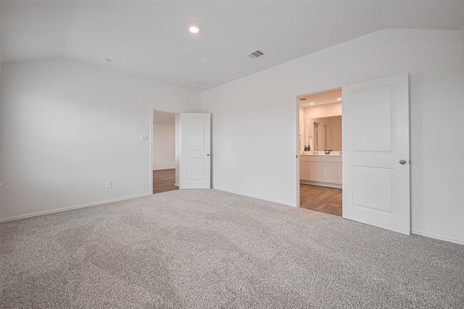Building Photo - 4207 Zeke Ests Ln