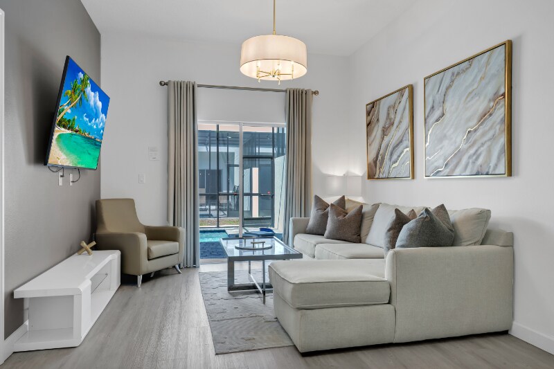 Building Photo - 391 Famagusta Dr