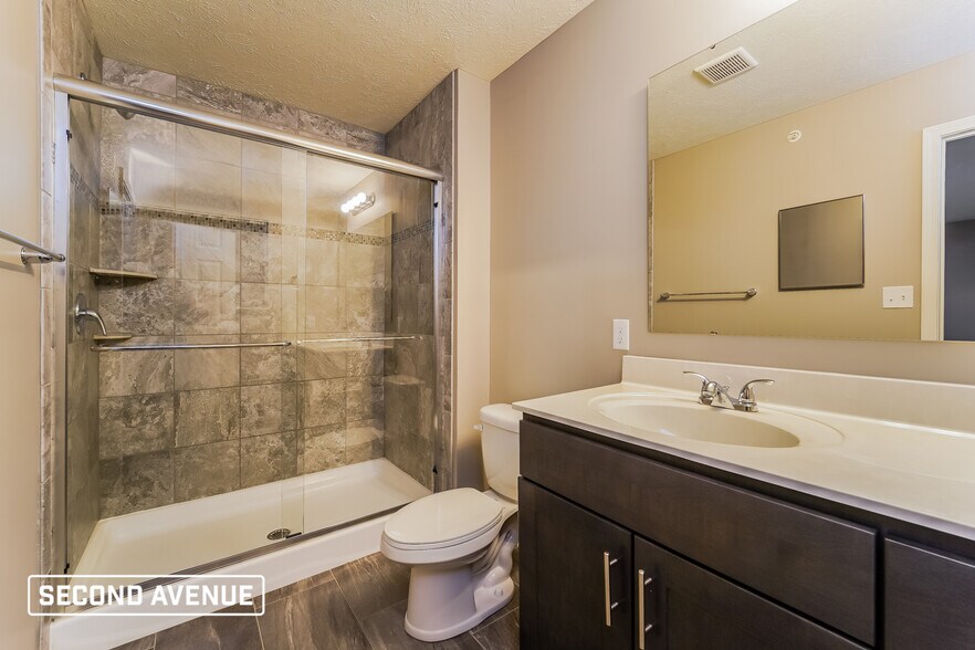 Building Photo - 118 Holly Hill Dr
