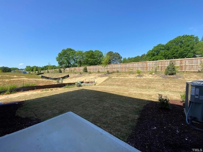 Building Photo - 908 Clearhaven Ln