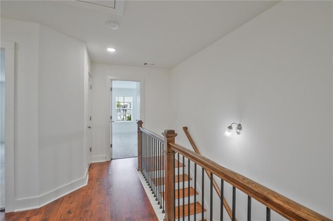 Building Photo - 6330 Scudders Dr