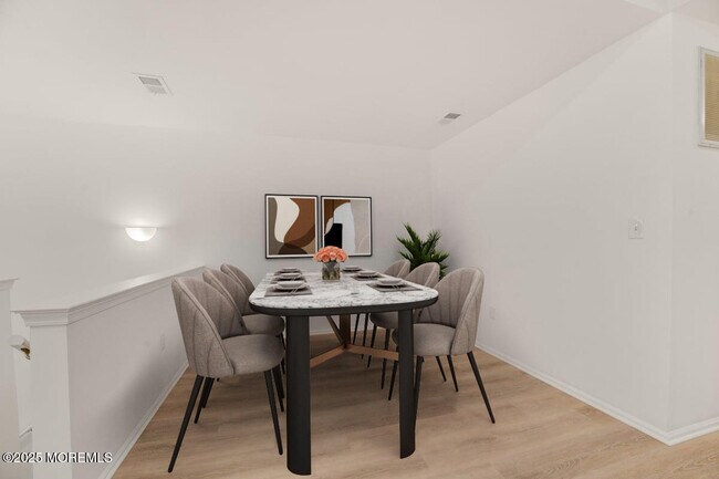 Building Photo - 606 Cypress Ln