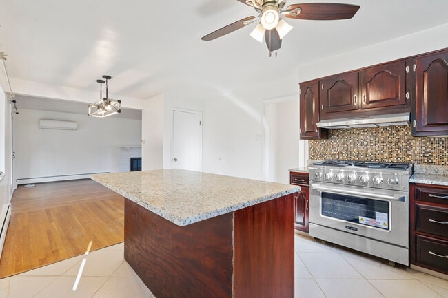 Building Photo - 3609 Harbison Ave