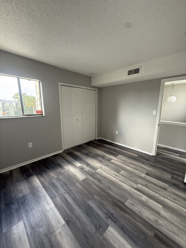 Building Photo - **Move in Special! Inquire now! **Recently...
