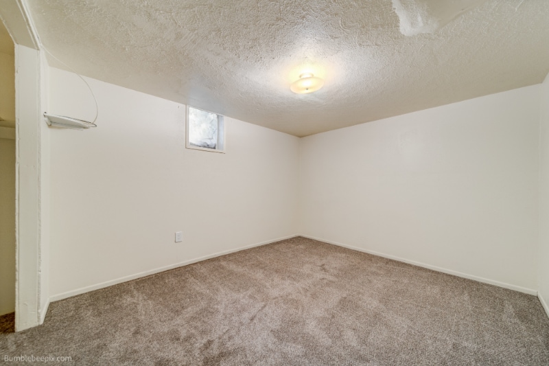 Building Photo - 101 E Miller Ave