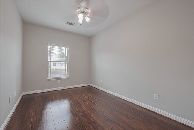 Building Photo - 15415 Addicks Stone Dr