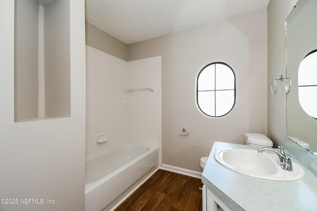 Building Photo - 3183 Chads Ct