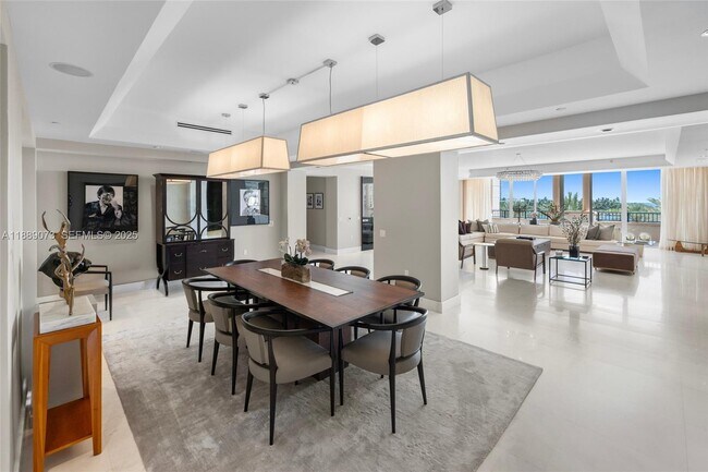 Building Photo - 7133 Fisher Island Dr