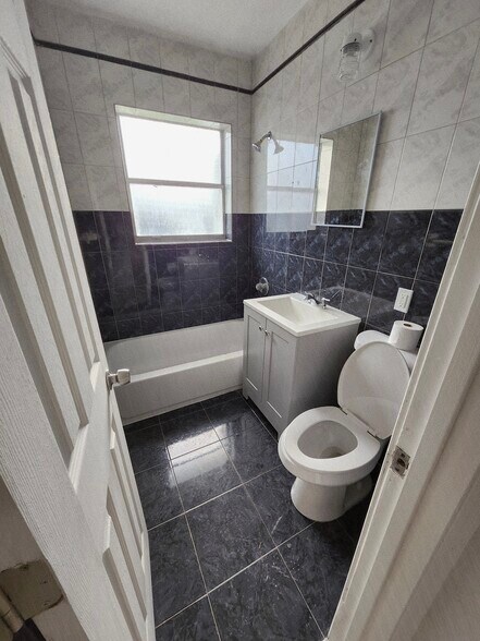 Building Photo - 660 83rd St