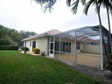 Building Photo - 393 Kelsey Park Dr