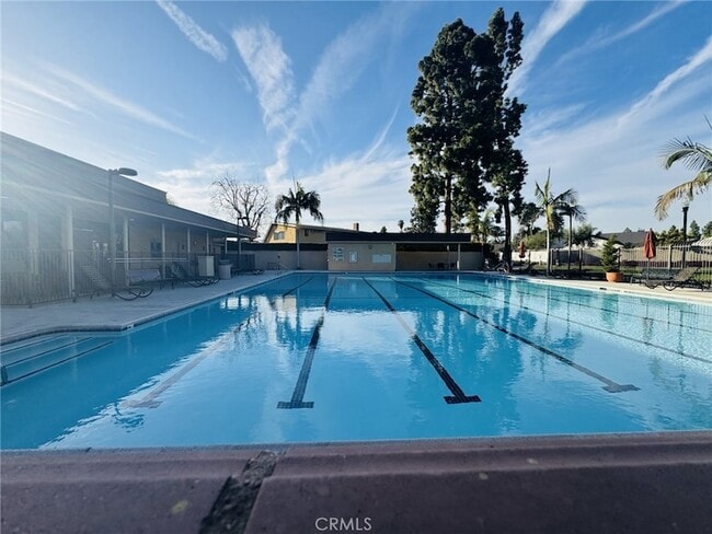 Building Photo - 14762 Foxcroft Rd