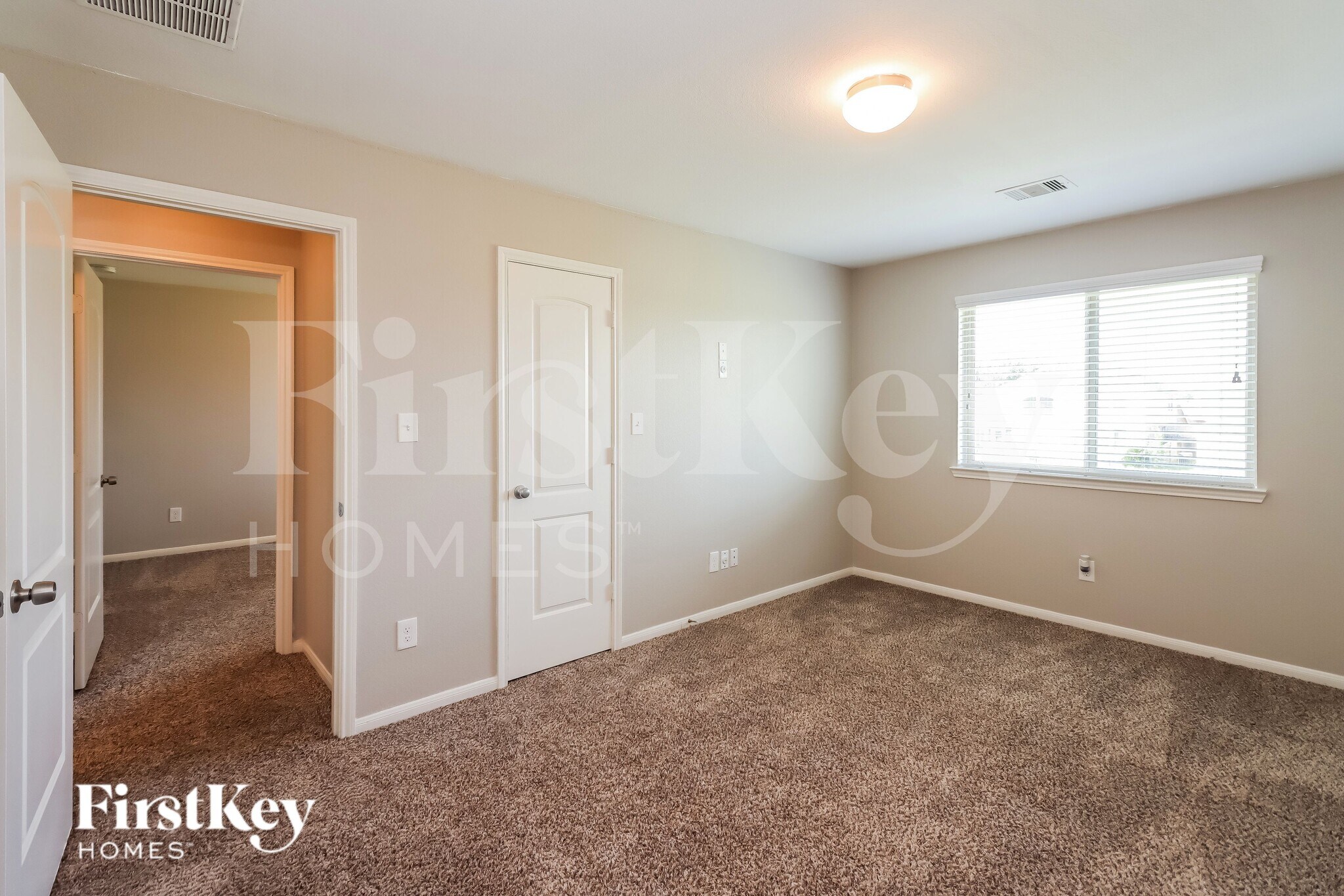 Building Photo - 5906 Watford Bend