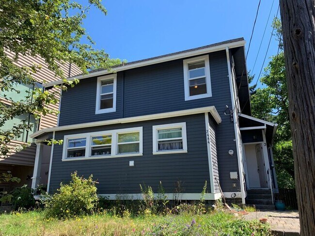Primary Photo - 2109 N 63rd St