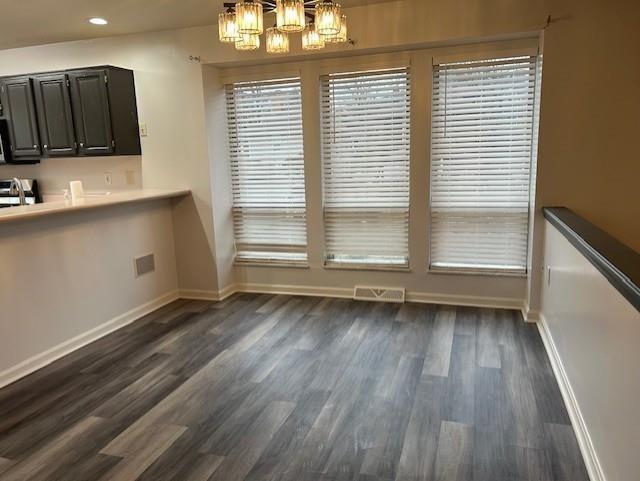 Building Photo - 1099d Riverside Dr