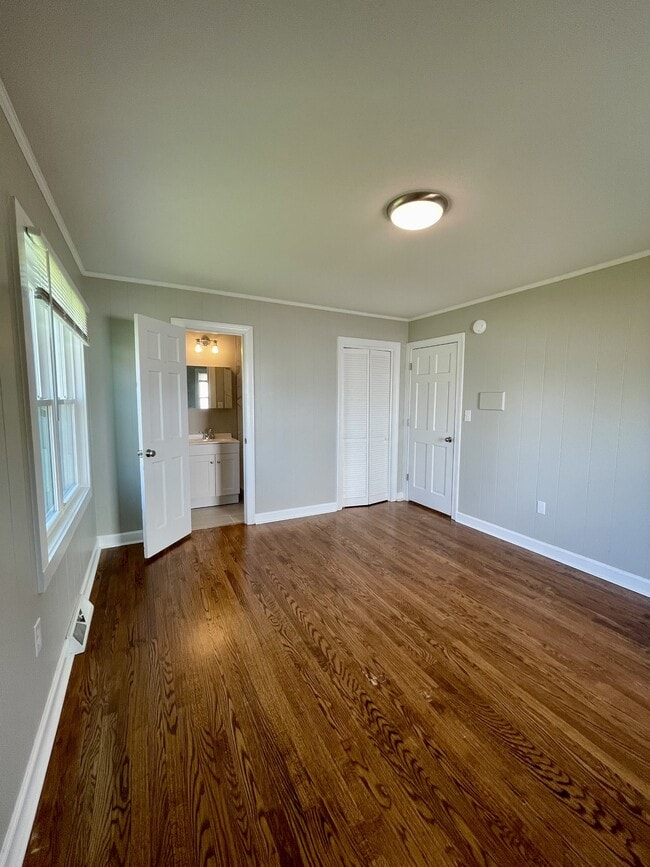 Building Photo - 63 Shelor Dr