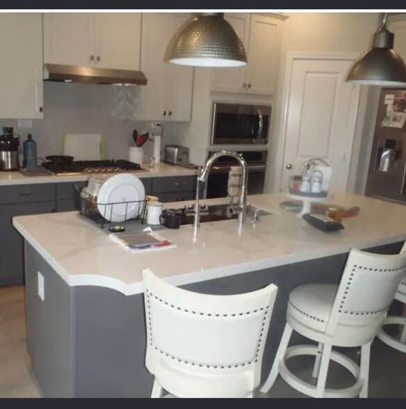 Building Photo - 2319 Jasper Pt