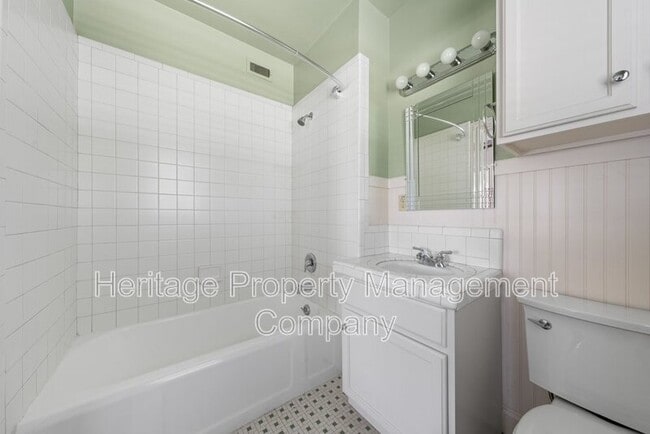 Building Photo - 109 W Norwood Ct