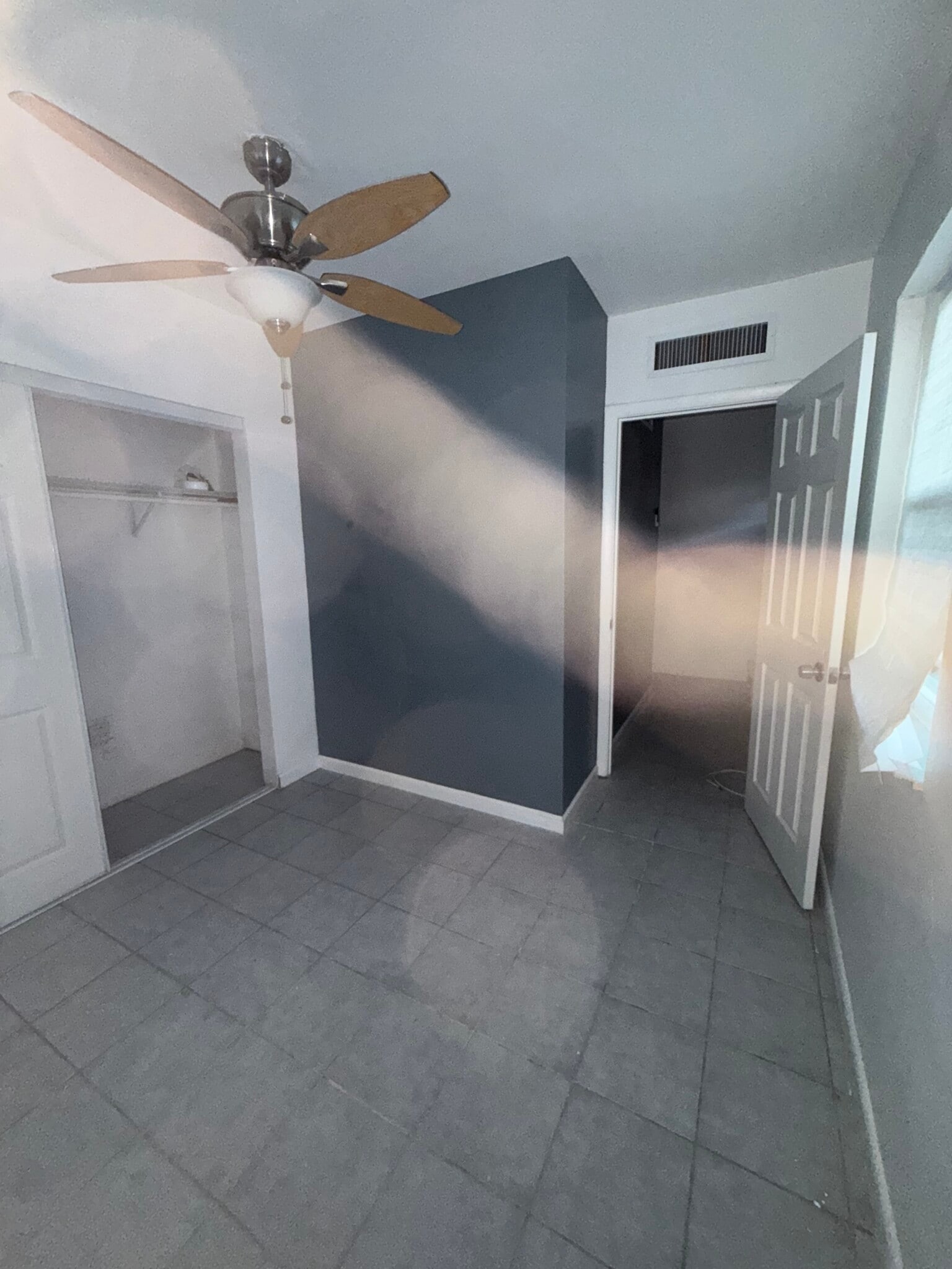 Building Photo - 7615 SW 18th St