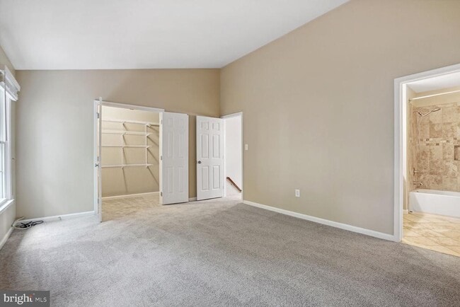 Building Photo - 7706 Hickory Glen Way