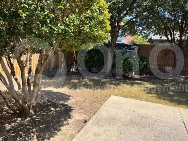 Building Photo - 12572 Alfa Romeo Way