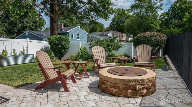 Building Photo - 70 Connor Ave